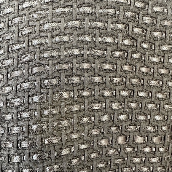 CHANEL women coat size 46FR or 12US Authentic Retail 6500$ - Picture 7 of 15